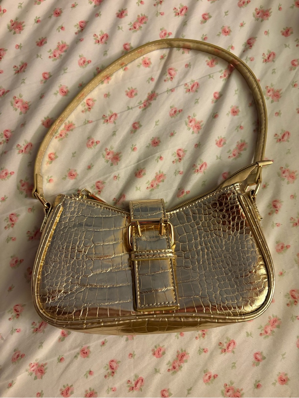 SHEIN Gold Croc-Textured Buckle Shoulder Bag